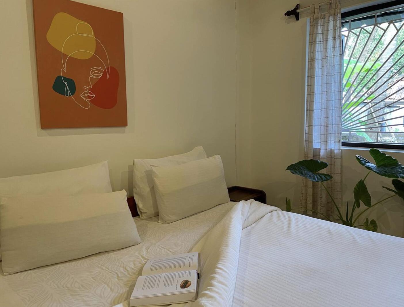 Tien B&B & Bistro Vagator Exteriör bild